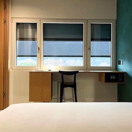 Riva Rooms & Studios - Check-In 24Hr Minusio ภายนอก รูปภาพ