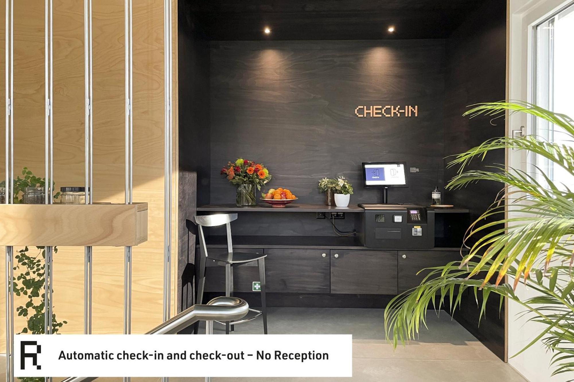 Riva Rooms & Studios - Check-In 24Hr Minusio ภายนอก รูปภาพ